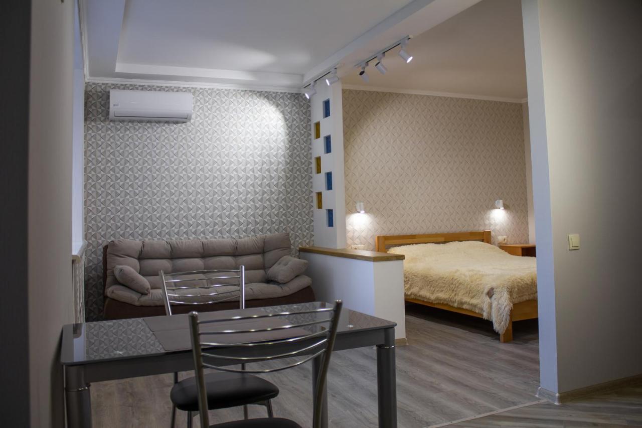 Уютная Vip-Студия В Центре. Vinnytsia Exterior foto